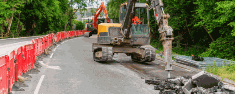 road-repair-contractor-approach-img